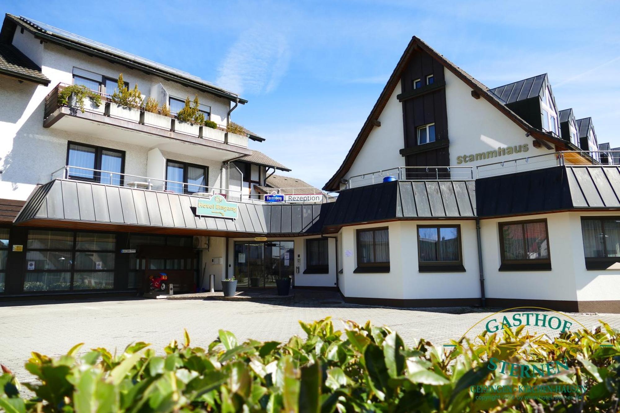 Hotel Gasthof Sternen Гайзинген Екстериор снимка